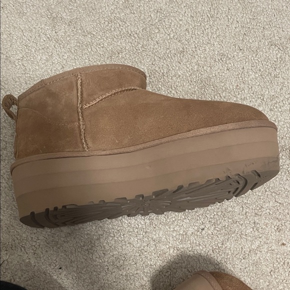 Women Chesnut Suede Ankle Boots - Picture 6 of 9